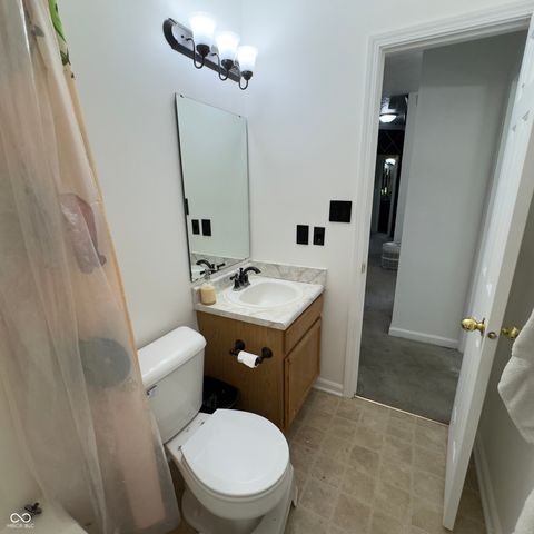 10946 Trailwood Drive, Fishers, IN 46038