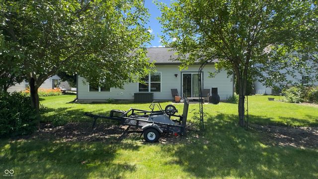 10946 Trailwood Drive, Fishers, IN 46038