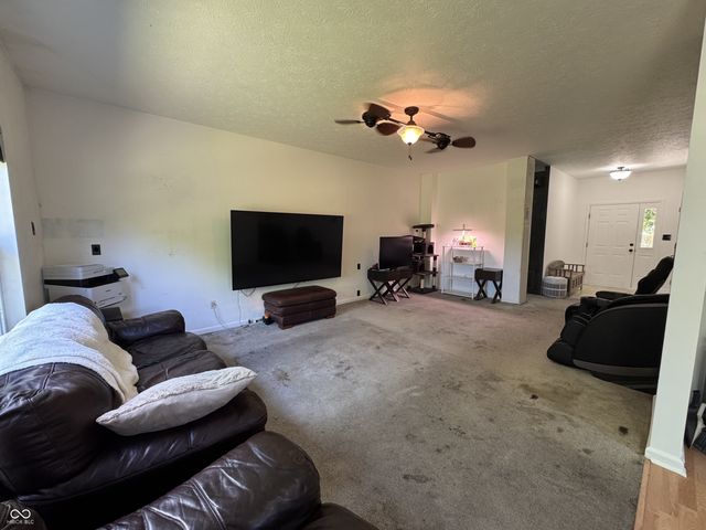 10946 Trailwood Drive, Fishers, IN 46038