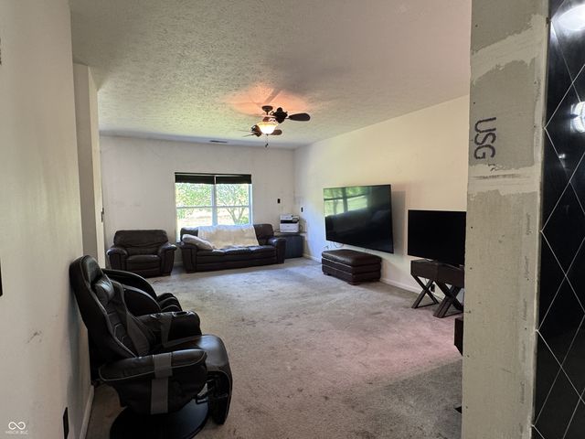 10946 Trailwood Drive, Fishers, IN 46038
