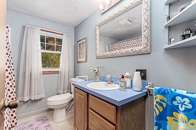 53 Ventura Drive, Brooklyn, CT 06234