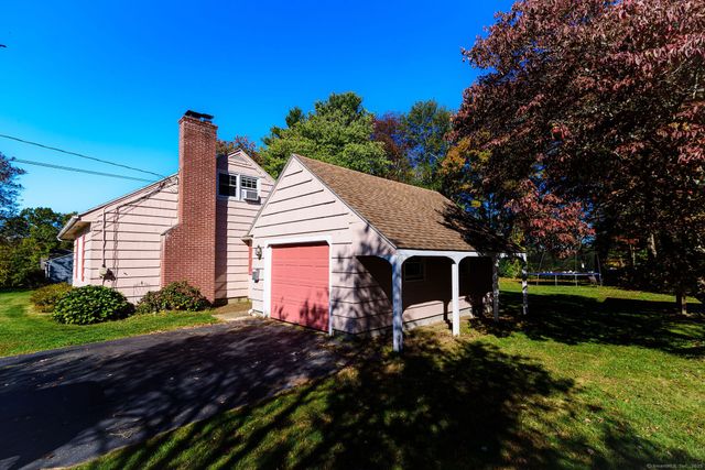 53 Ventura Drive, Brooklyn, CT 06234