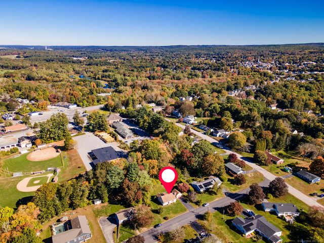 53 Ventura Drive, Brooklyn, CT 06234