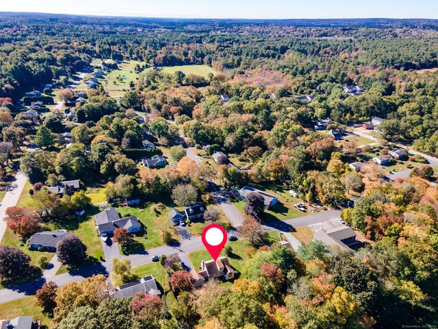 53 Ventura Drive, Brooklyn, CT 06234