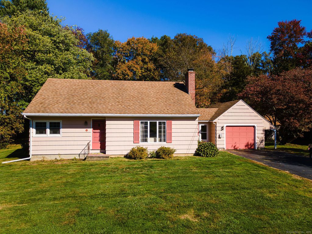 53 Ventura Drive, Brooklyn, CT 06234