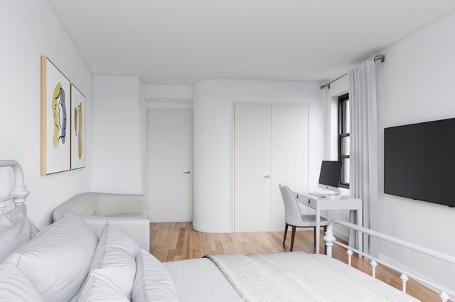 210 E 47th St Apt 12F, New York City, NY 10017