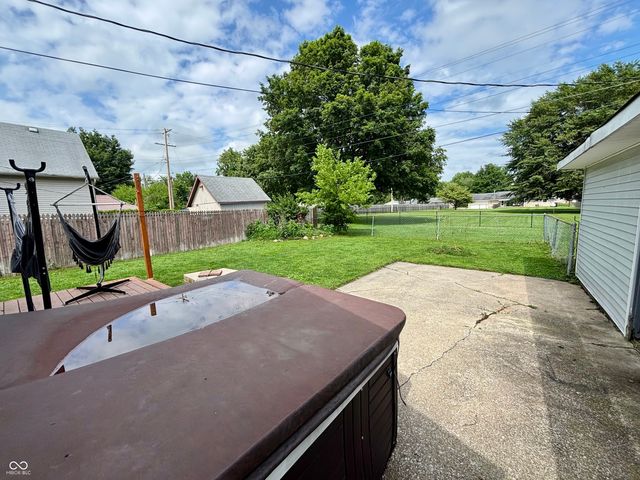 5075 Broadway Street, Coatesville, IN 46121