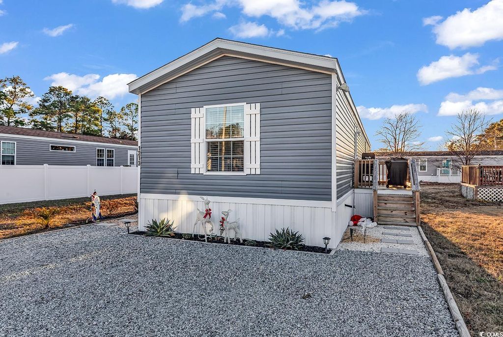 1213 Seagull Blvd., North Myrtle Beach, SC 29582