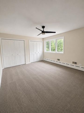 725 N Birchwood Road, Frankfort, IL 60423