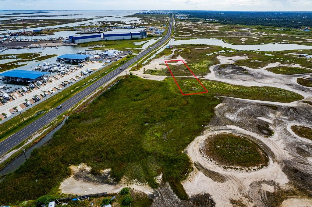 2204 S Terry St, Rockport, TX 78382 — photo 3