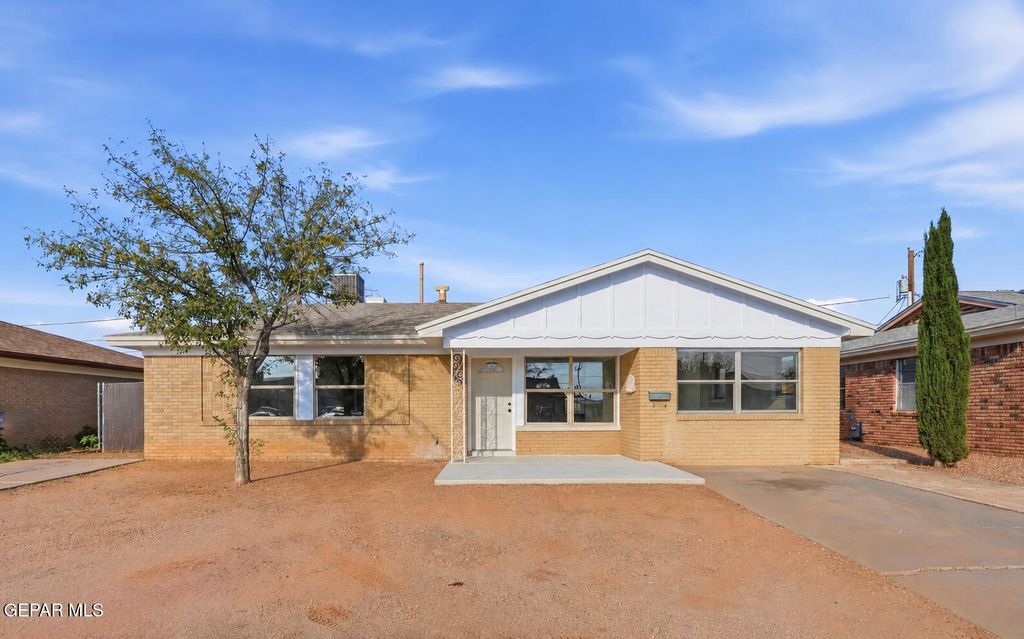 10077 MANITOBA Street, El Paso, TX 79924
