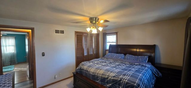 1106 Foothills Circle, Albert Lea, MN 56007