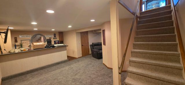 1106 Foothills Circle, Albert Lea, MN 56007