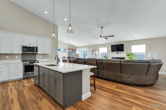 4834 Sierra View Place Place, Imperial, MO 63052