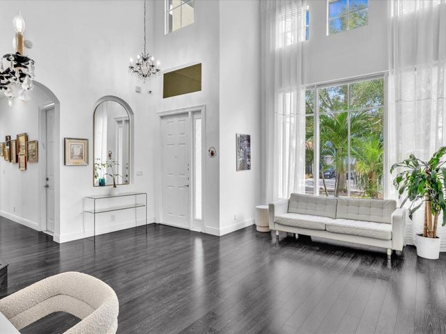 10779 Lake Wynds Court, Boynton Beach, FL 33437