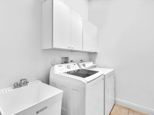 10779 Lake Wynds Court, Boynton Beach, FL 33437