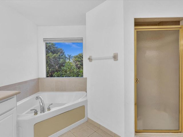 10779 Lake Wynds Court, Boynton Beach, FL 33437