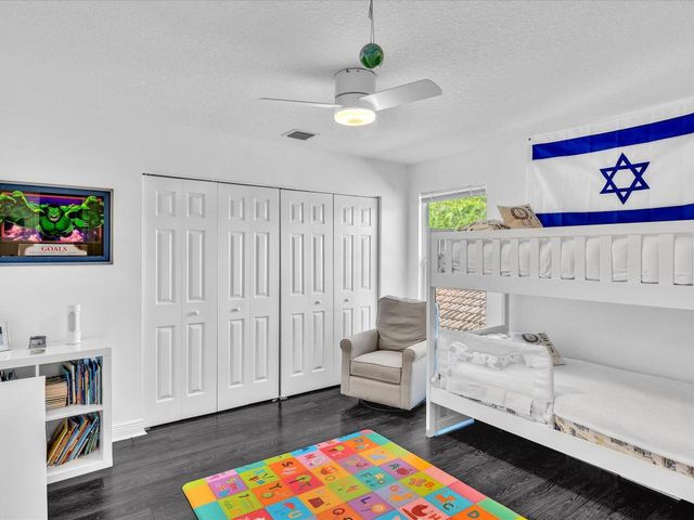 10779 Lake Wynds Court, Boynton Beach, FL 33437