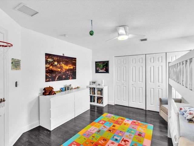 10779 Lake Wynds Court, Boynton Beach, FL 33437