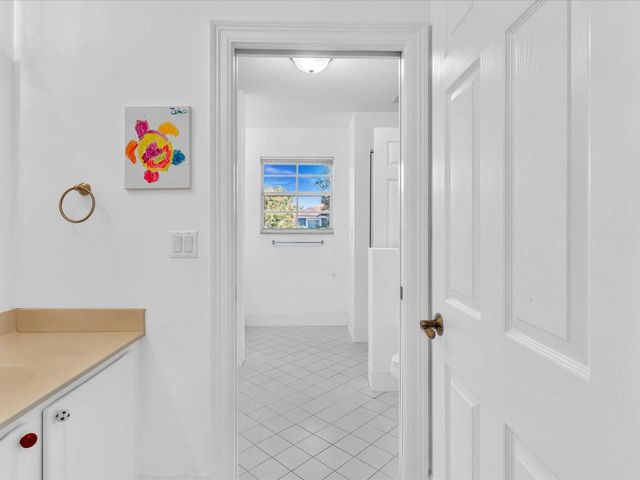 10779 Lake Wynds Court, Boynton Beach, FL 33437