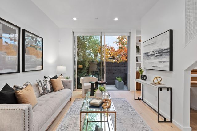 1034 1034 Grayson Street, Berkeley, CA 94710