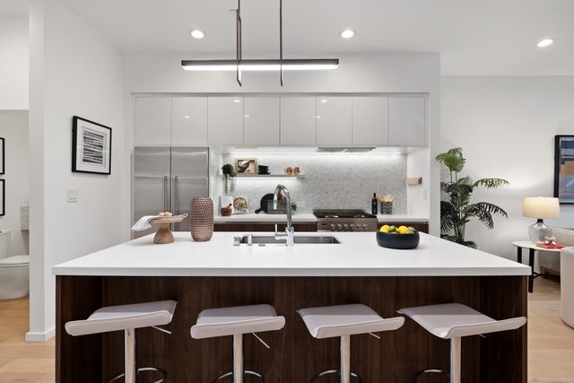 1034 1034 Grayson Street, Berkeley, CA 94710