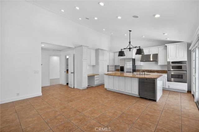 415 Heliotrope Avenue, Corona Del Mar, CA 92625