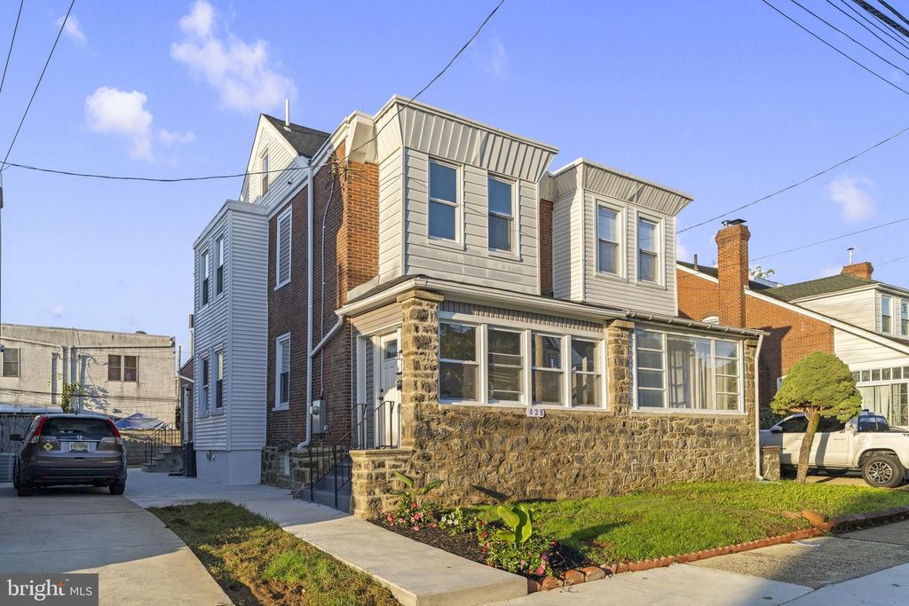 428 HELLERMAN ST, PHILADELPHIA, PA 19111 — photo 3