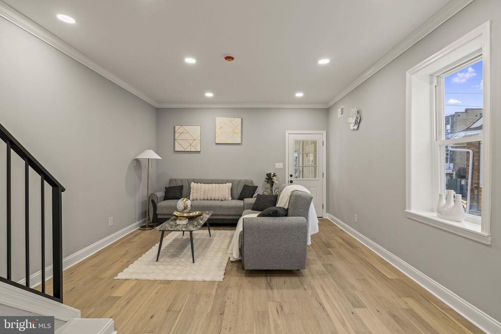 428 HELLERMAN ST, PHILADELPHIA, PA 19111 — photo 5