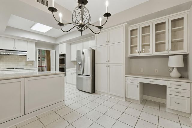 201 Vanderpool Lane 122, Houston, TX 77024