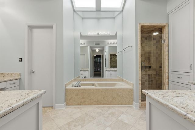 201 Vanderpool Lane 122, Houston, TX 77024