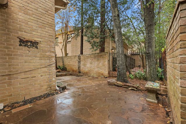 201 Vanderpool Lane 122, Houston, TX 77024