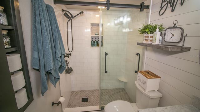 2407 LEIGH TERRACE, Palatka, FL 32177