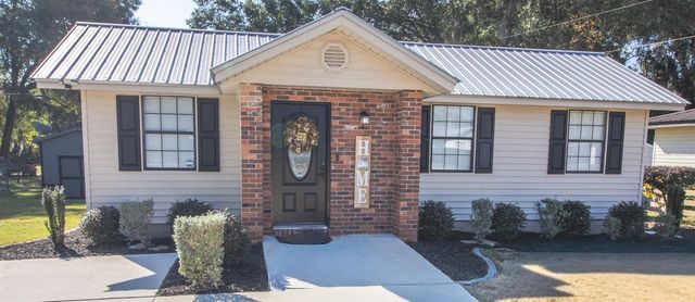 2407 LEIGH TERRACE, Palatka, FL 32177