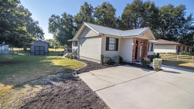 2407 LEIGH TERRACE, Palatka, FL 32177