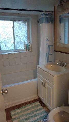 16 Bryon 1, Boston, MA 02467