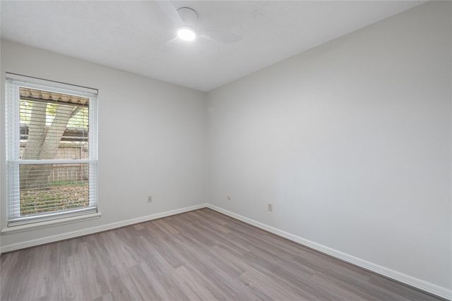 11805 Southlake Drive, Houston, TX 77077