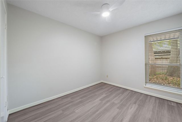 11805 Southlake Drive, Houston, TX 77077