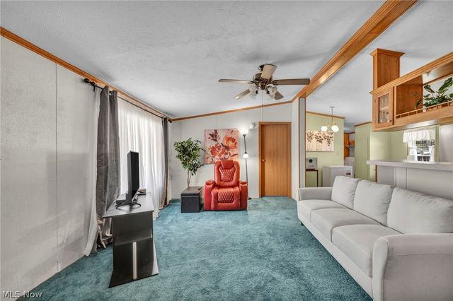 14 Cherry Lane, Olmsted Twp, OH 44138