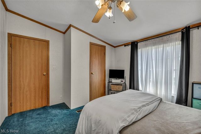 14 Cherry Lane, Olmsted Twp, OH 44138