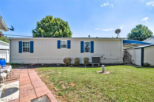 14 Cherry Lane, Olmsted Twp, OH 44138