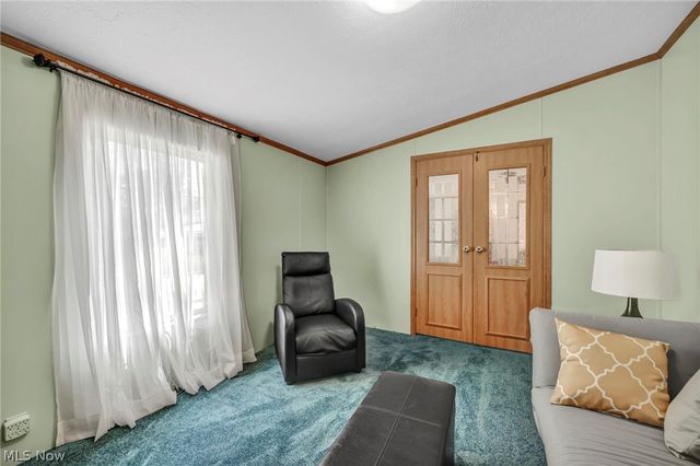 14 Cherry Lane, Olmsted Twp, OH 44138