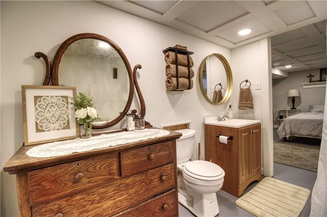 1705 Countryside Drive, Pittsburg, KS 66762