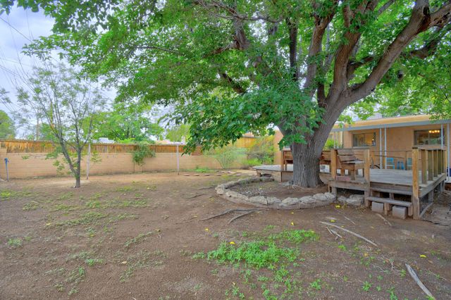 708 KENTUCKY Street SE, Albuquerque, NM 87108