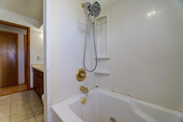 1429 Empire COURT, Waukesha, WI 53186