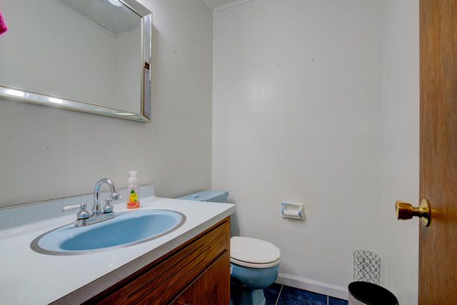 1429 Empire COURT, Waukesha, WI 53186