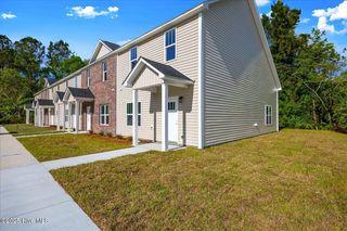 211 Lincoln Place Circle, Leland, NC 28451