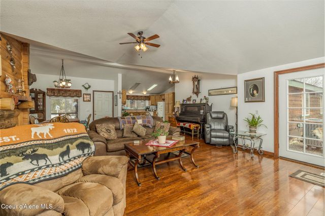 1888 E SHOSHONE AVE, Athol, ID 83801