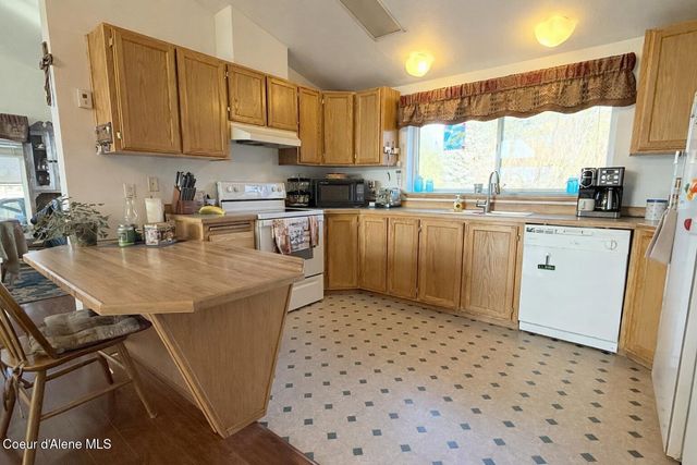 1888 E SHOSHONE AVE, Athol, ID 83801