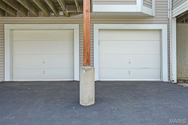 1928 Baxter Ridge Drive, Chesterfield, MO 63017